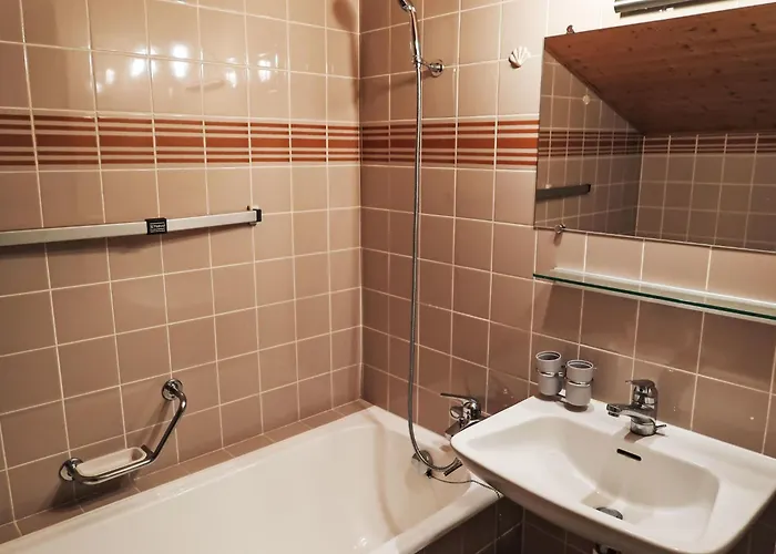 公寓 Ringstrasse 422 By Interhome 洛伊克巴德